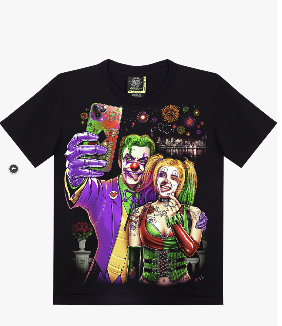 Joker and Harley Quinn T-shirt - Selfie in Chicago